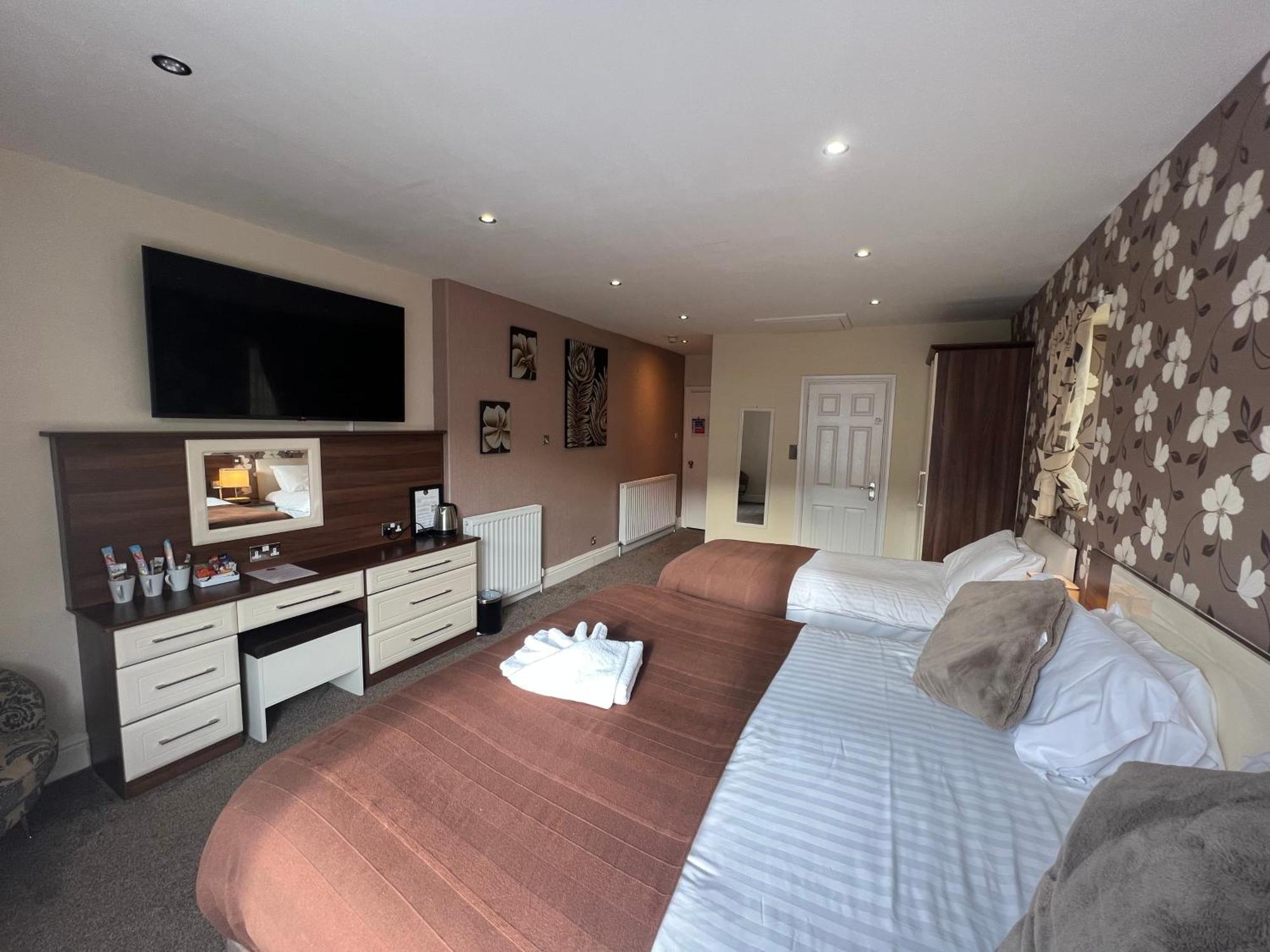 Lauriston & Lawton Court Hotel ランディドノー エクステリア 写真